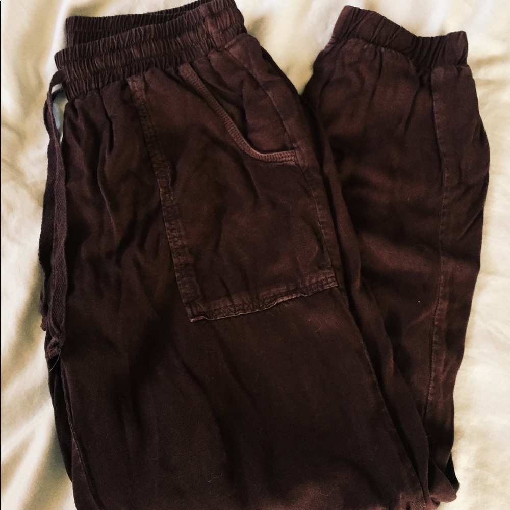 - Maroon American Eagle Joggers